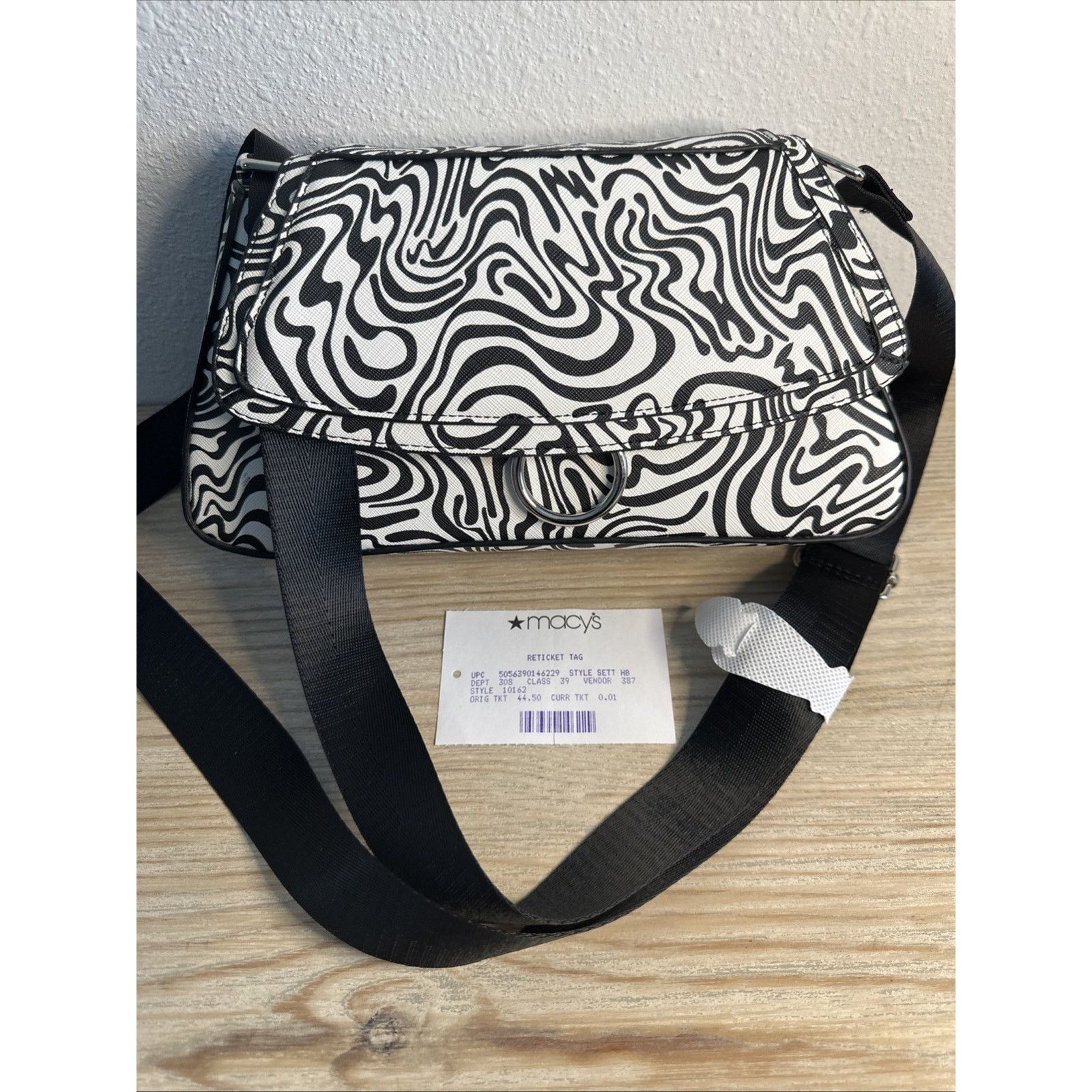 Other SKINNYDIP LONDON Betty Monochrome Shoulder Bag New NWT $45 Size ONE SIZE - 2 Thumbnail