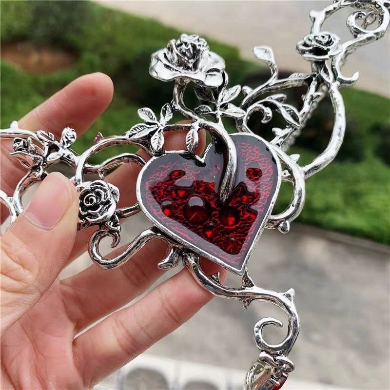 Japanese Brand Red Rose and Heart necklace🥀 Size ONE SIZE - 4 Thumbnail