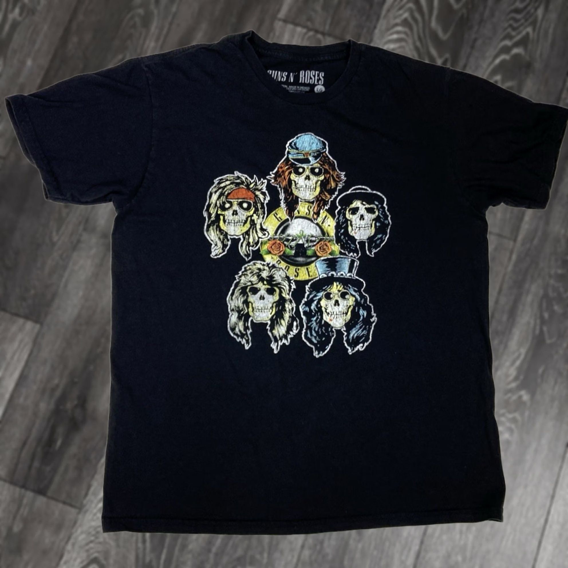 Vintage VINTAGE ROBERT WILLIAMS MAGNITUDE X GUNS N ROSES ART T