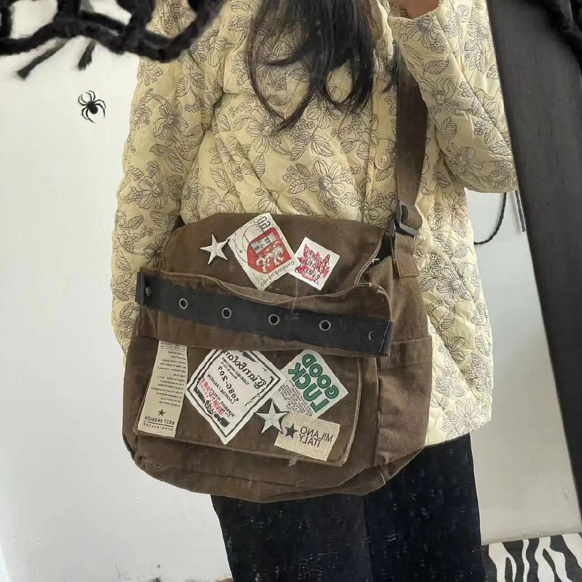 Vintage Brown Old School Style Star Patch Canvas Students School Bag Size ONE SIZE - 11 Thumbnail