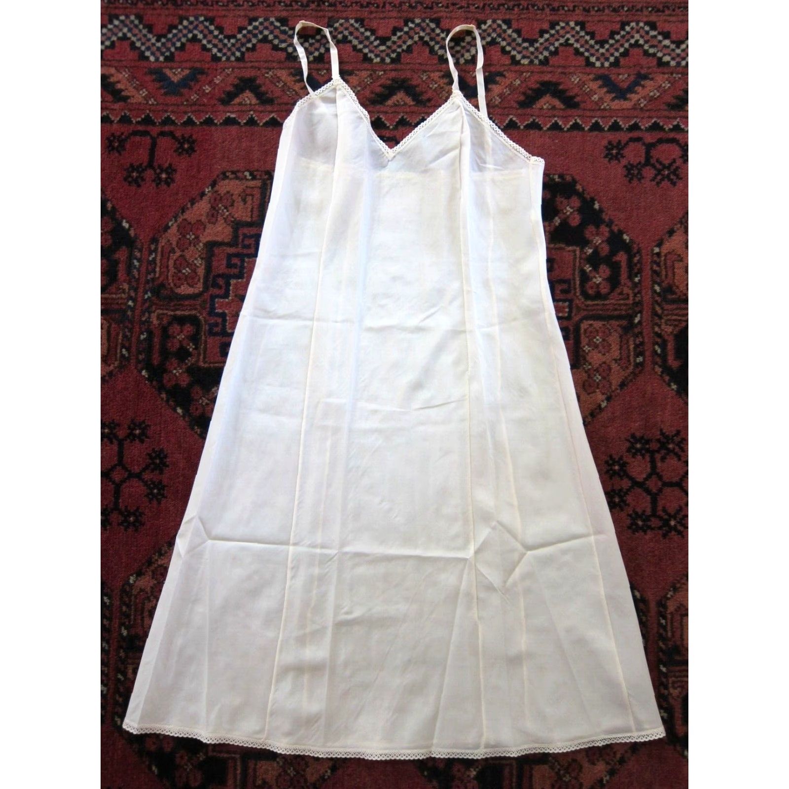 Vintage Vintage Barbizon Ivory Lace Spaghetti Strap Long Slip Nightgown Dress 36 Medium Size M / US 6-8 / IT 42-44 - 2 Thumbnail