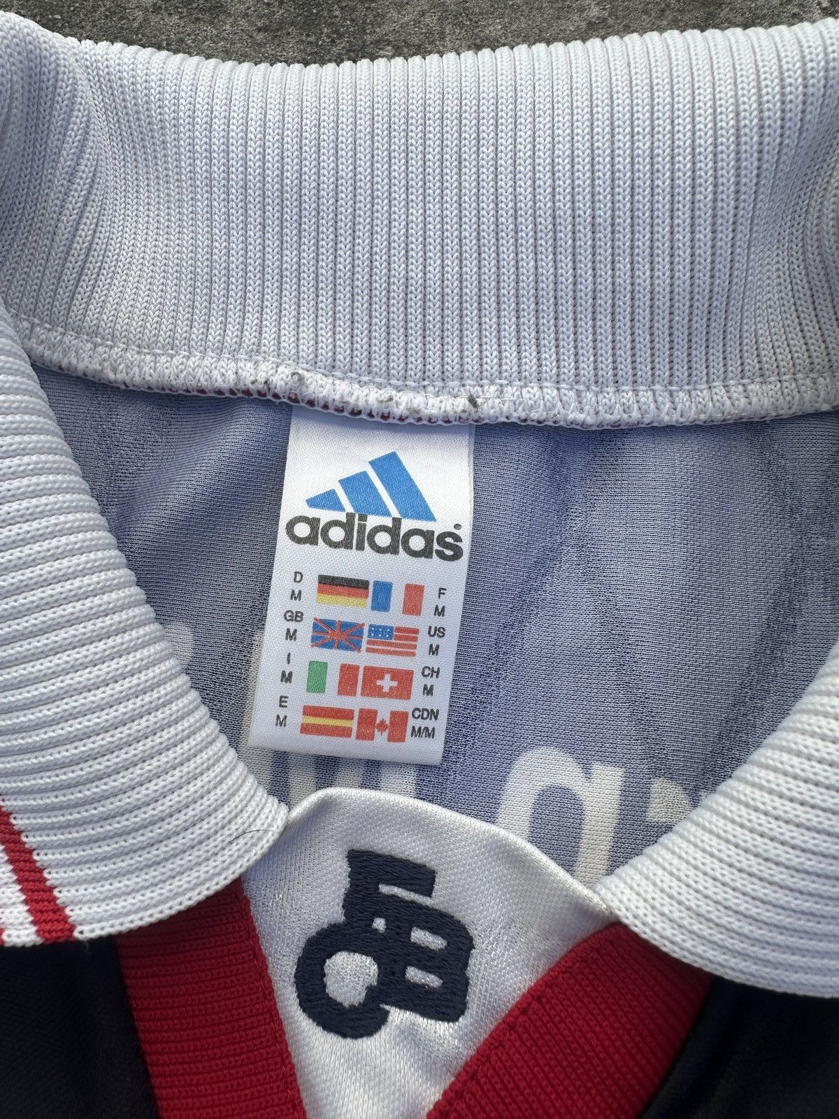 Adidas Vintage Adidas Bayern Munich Opel Soccer Jersey Blokecore M Size US M / EU 48-50 / 2 - 5 Thumbnail