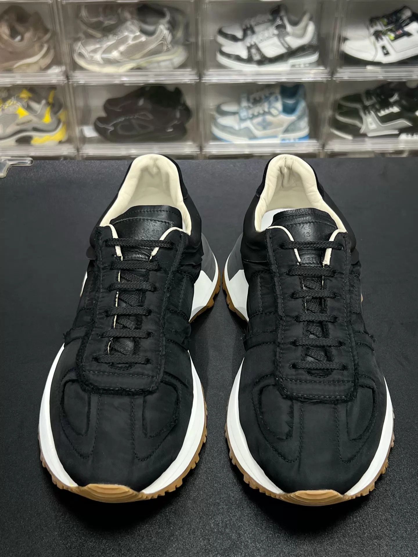 Maison Margiela Maison Margiela Runner Low Top Sneaker Black 42 Like New Size US 9 / EU 42 - 2 Thumbnail