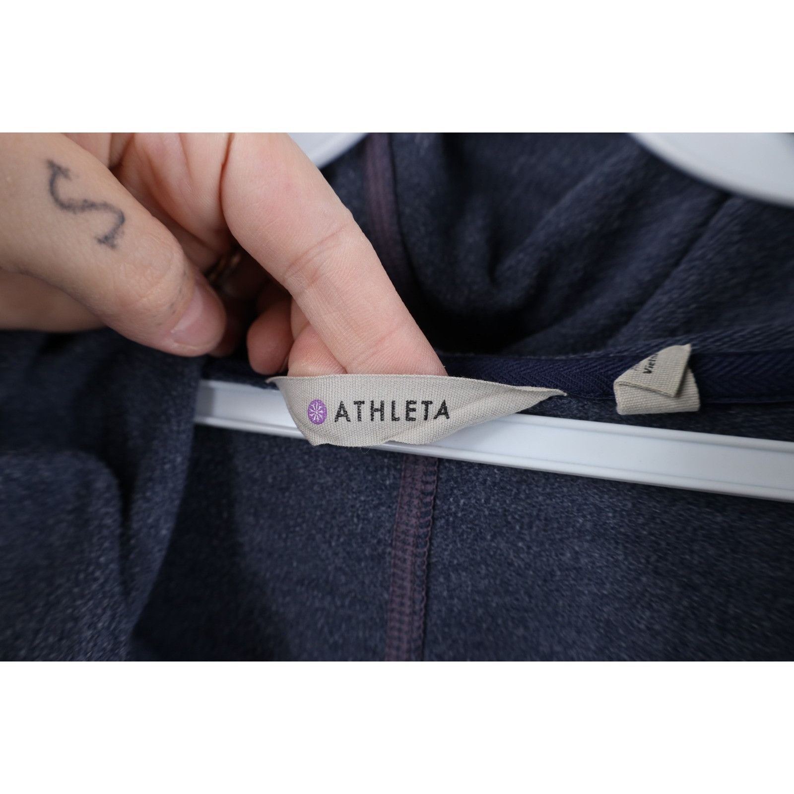Athleta AthletaIntention Cover Up Cowl Neck Hoodie Sweatshirt Dress Size XS / US 0-2 / IT 36-38 - 6 Thumbnail