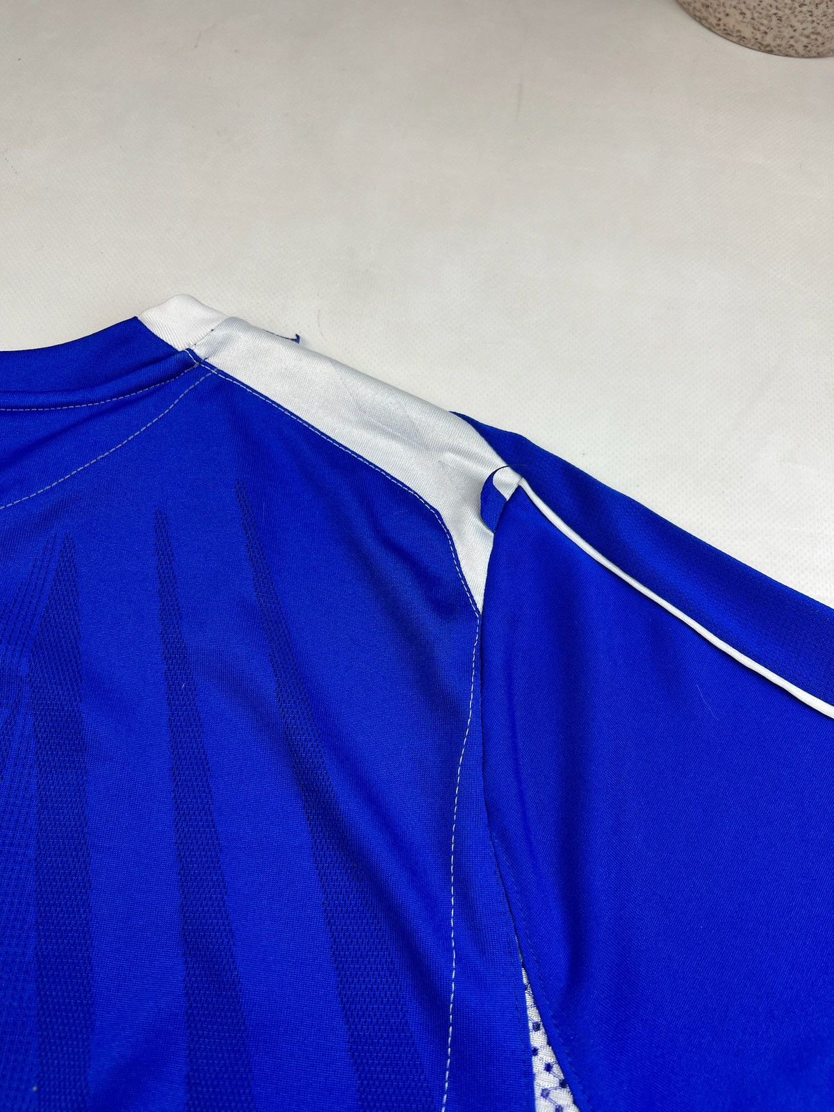 Umbro × Vintage Umbro Everton 2006/2007 Home Kit Soccer Jersey Size US L / EU 52-54 / 3 - 18 Thumbnail