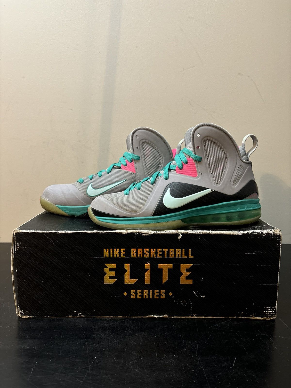 Nike Nike Lebron 9 PS Elite South Beach Size US 8 / EU 41 - 1 Thumbnail