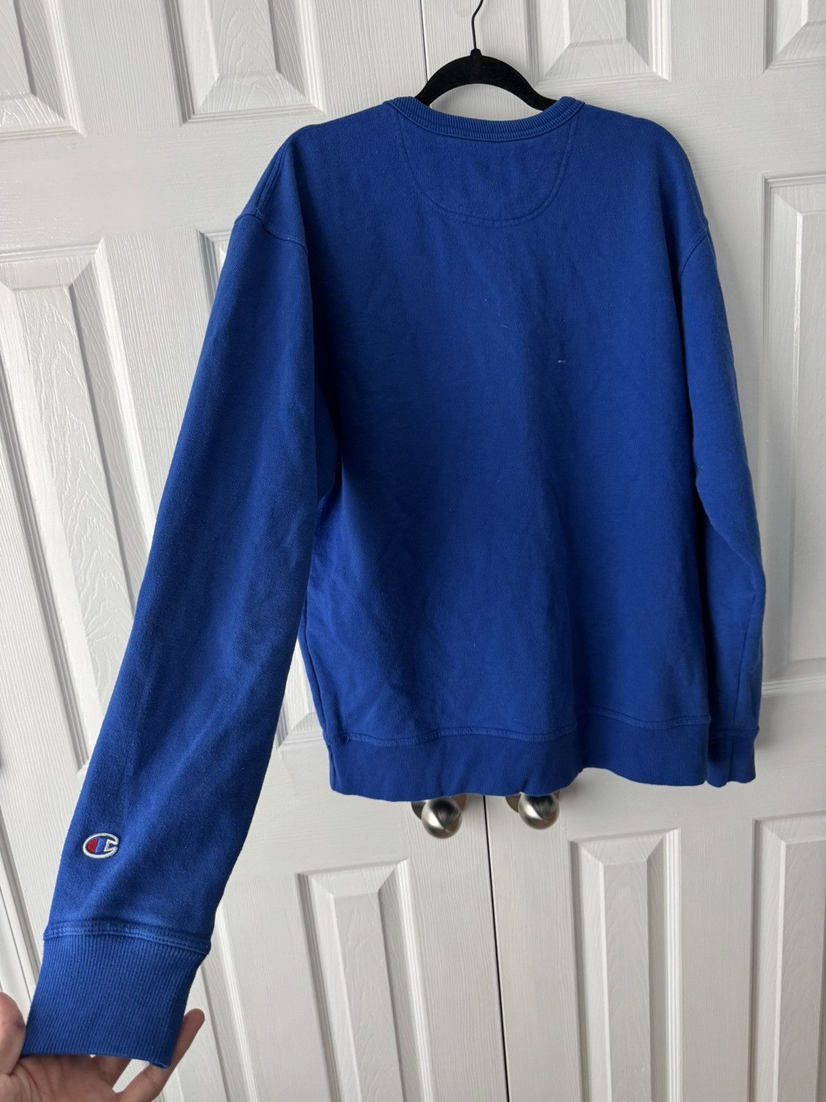 Champion Champion Cobalt Blue Crewneck Sweatshirt L Size US L / EU 52-54 / 3 - 6 Thumbnail