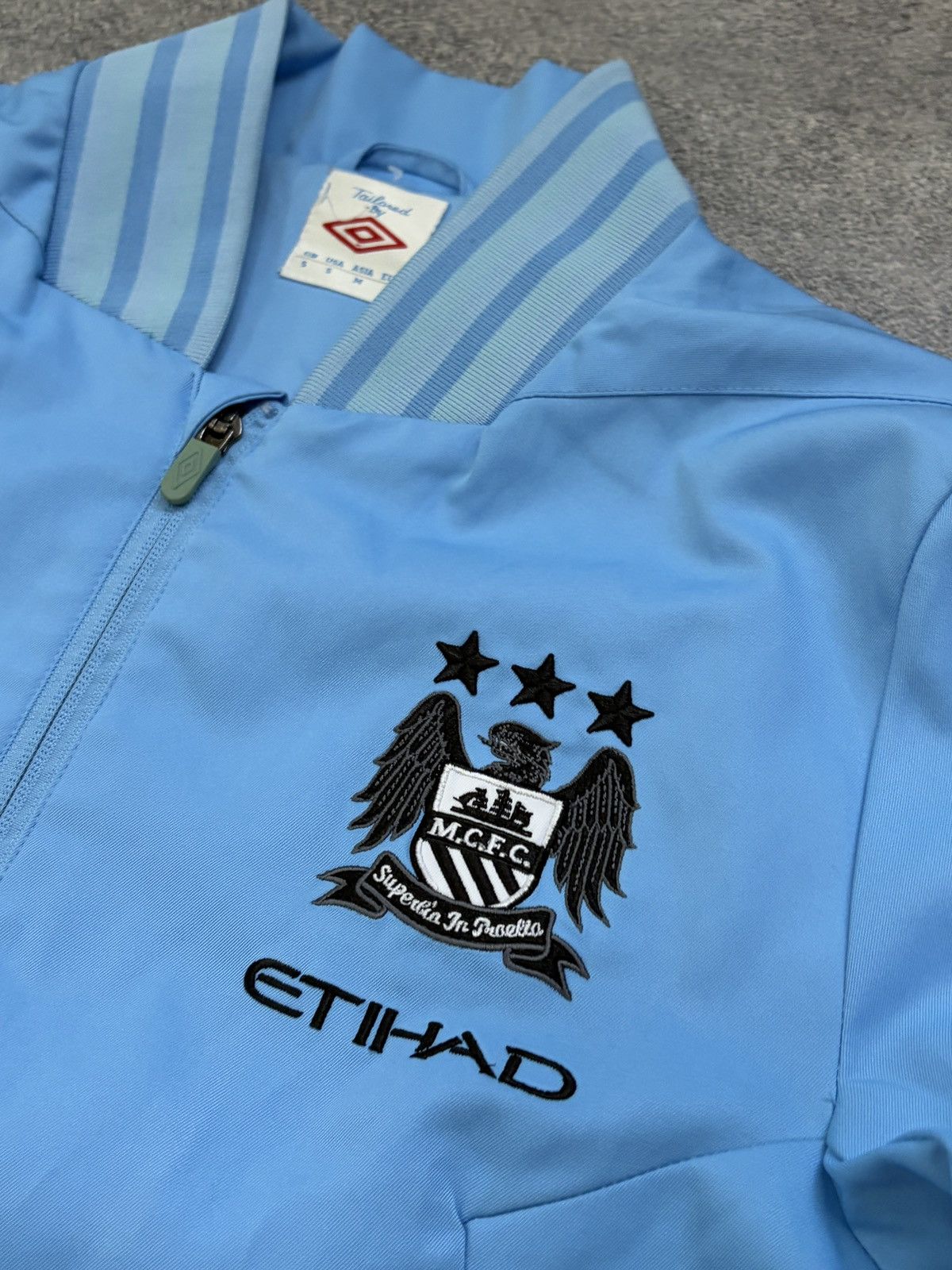 Umbro Vintage Man City 11/12 Umbro Anthem Jacket Sky Blue S Size US S / EU 44-46 / 1 - 3 Thumbnail