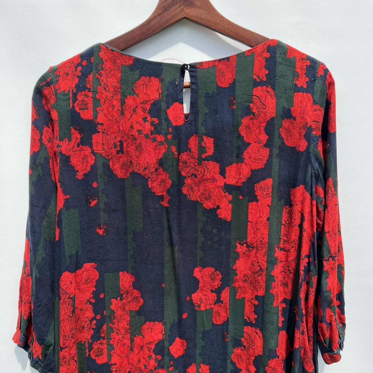 Paul Smith Paul Smith Rayon Semi See Through Rayon Blouse Size S / US 4 / IT 40 - 7 Thumbnail