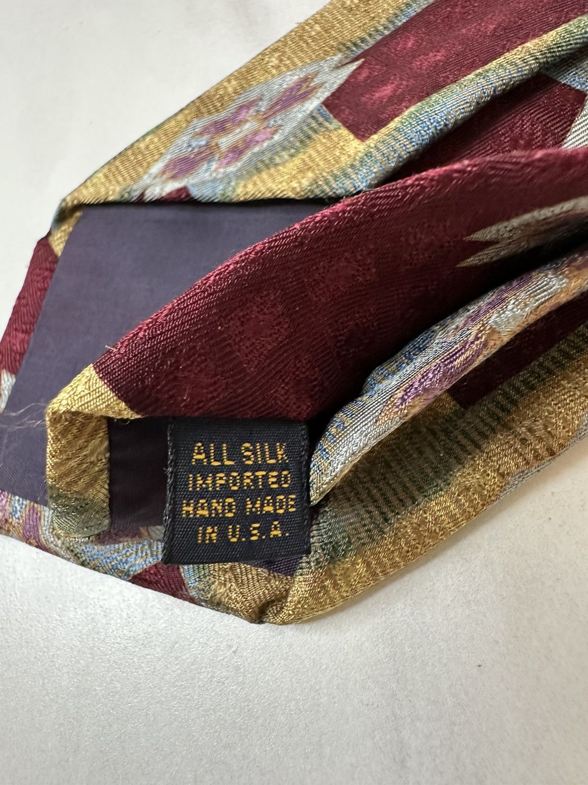 XMI Platinum XMI corpcore burgundy/gold/silver geometric silk necktie Size ONE SIZE - 3 Thumbnail