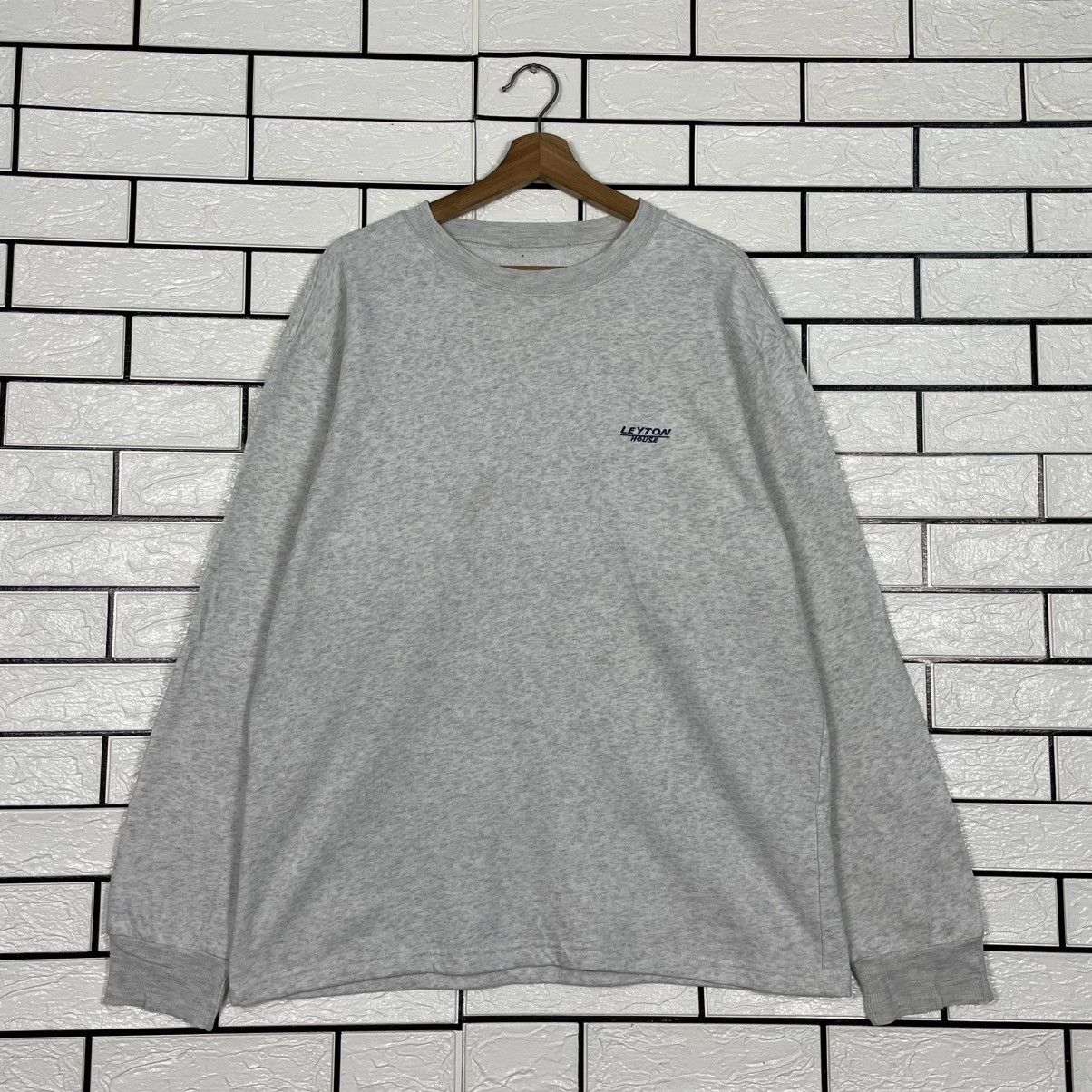 Japanese Brand Vintage Leyton House Small Logo Sweatshirt Size US L / EU 52-54 / 3 - 1 Thumbnail