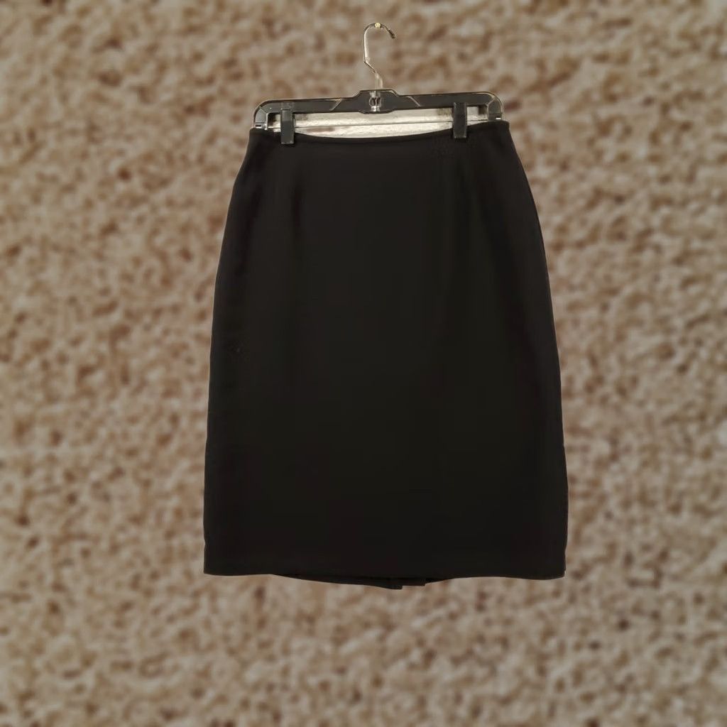Vintage Tahari Skirt Womens Size 10 Black Lined Midi Knee Length Size 32" / US 10 / IT 46 - 1 Thumbnail