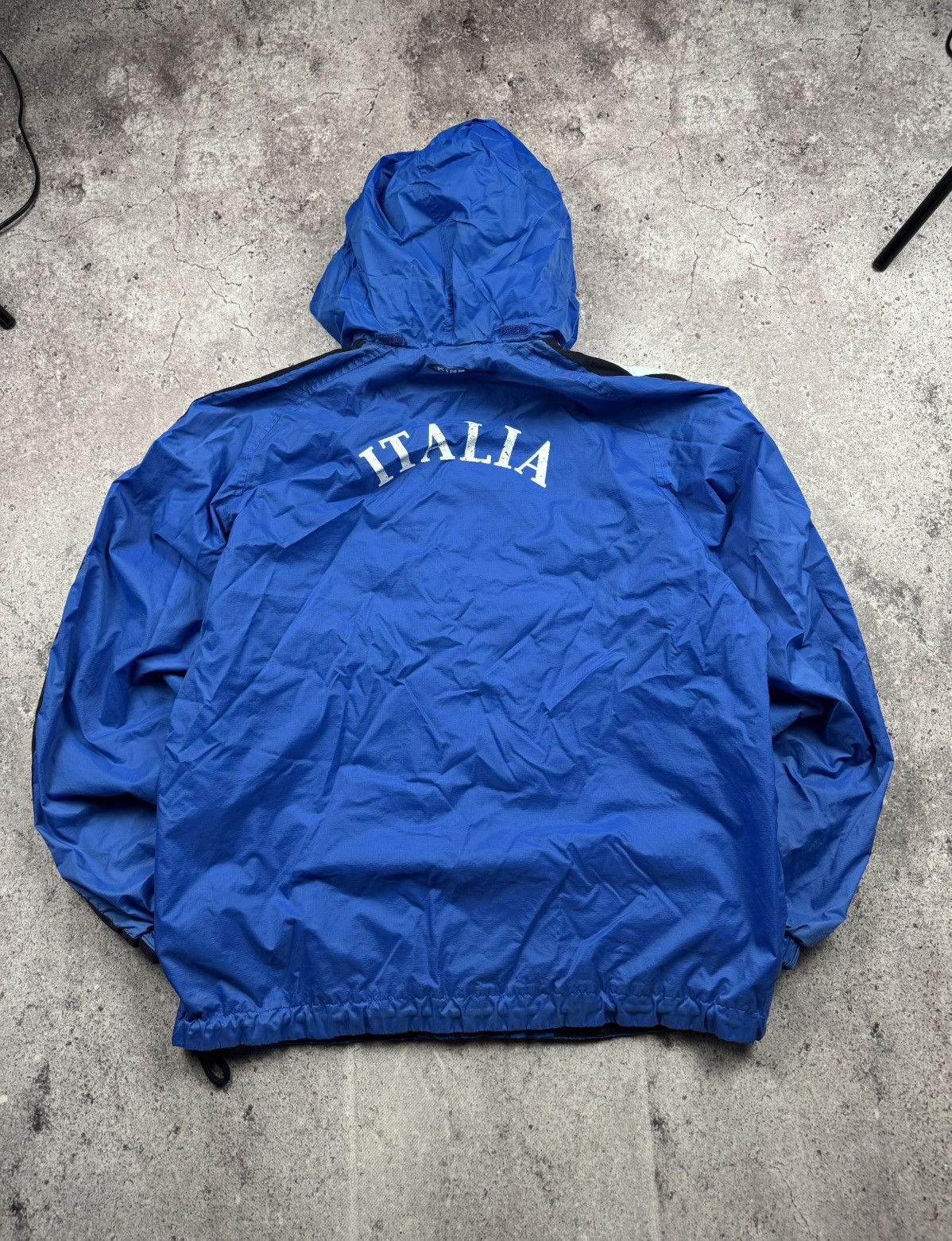 Puma Vintage Puma Italy Soccer Track Top Jacket Distressed Size US M / EU 48-50 / 2 - 1 Thumbnail