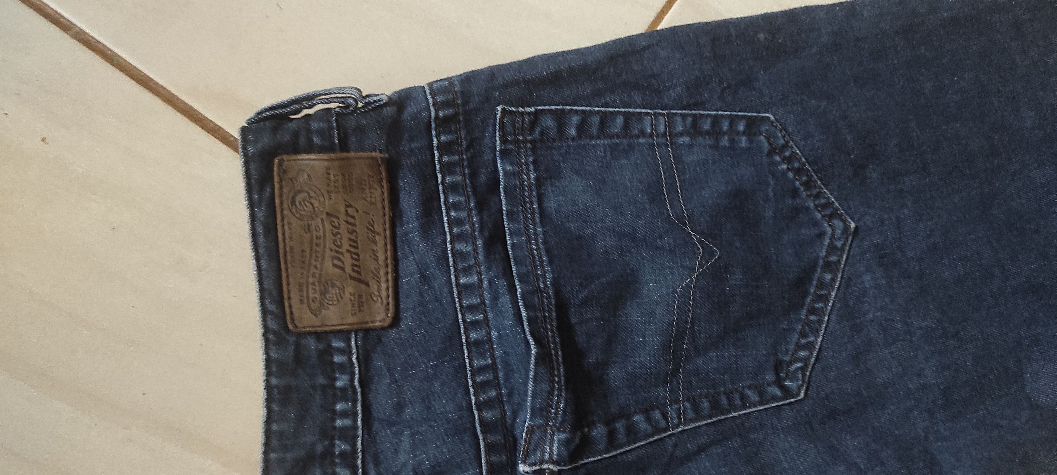 Diesel Diesel Men Distressed Denim shorts Slim Skinny Size 33 Size US 33 - 11 Thumbnail