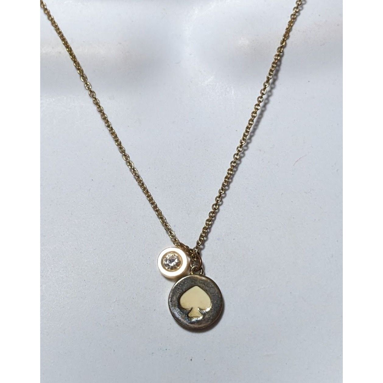 Kate Spade Kate Spade Spot The Spade White And Gold Necklace Size ONE SIZE - 5 Thumbnail