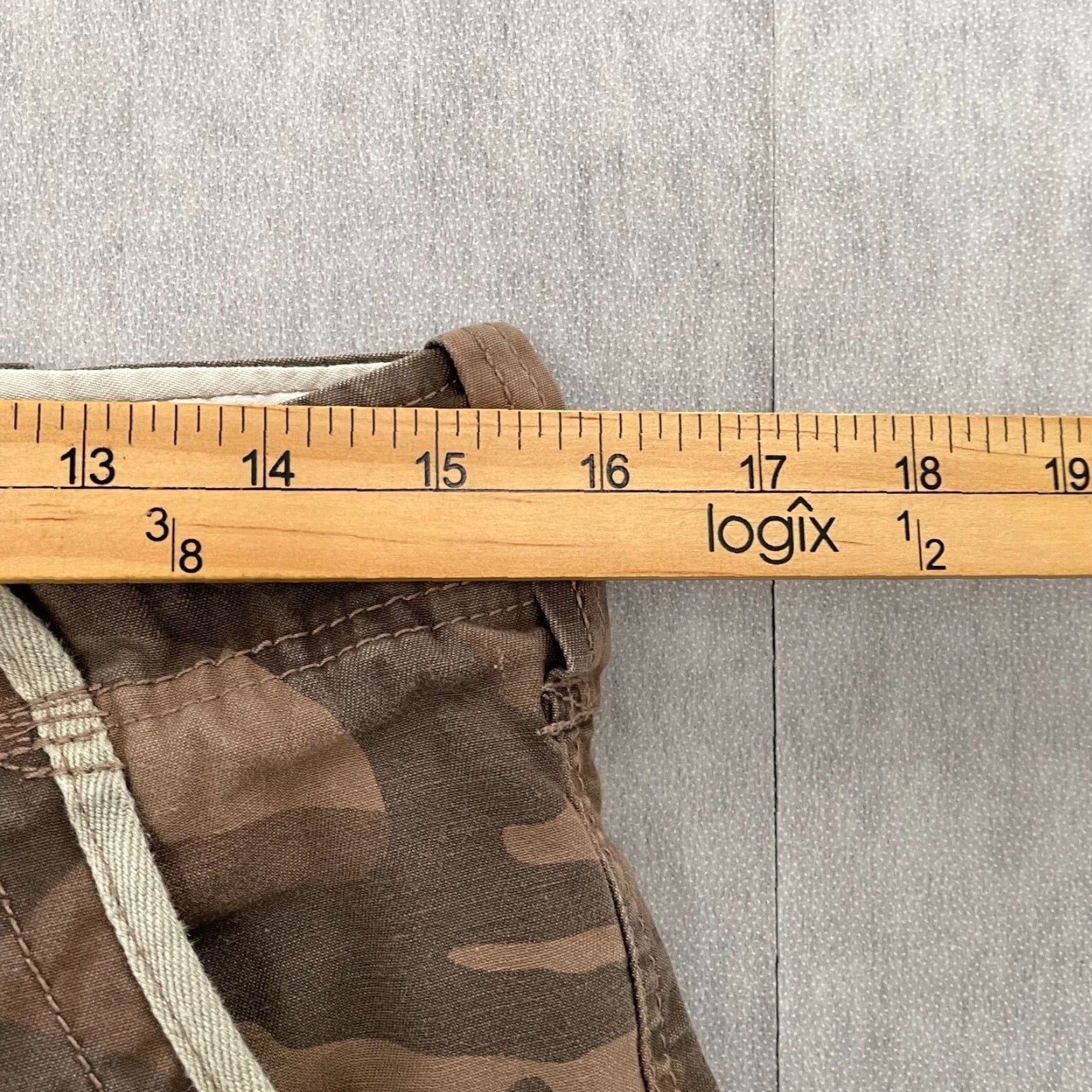 Vintage VINTAGE PACO Men Cargo Shorts 32 Brown Green Camo Cotton Drawstring Pockets Logo Casual Size US 32 / EU 48 - 6 Thumbnail