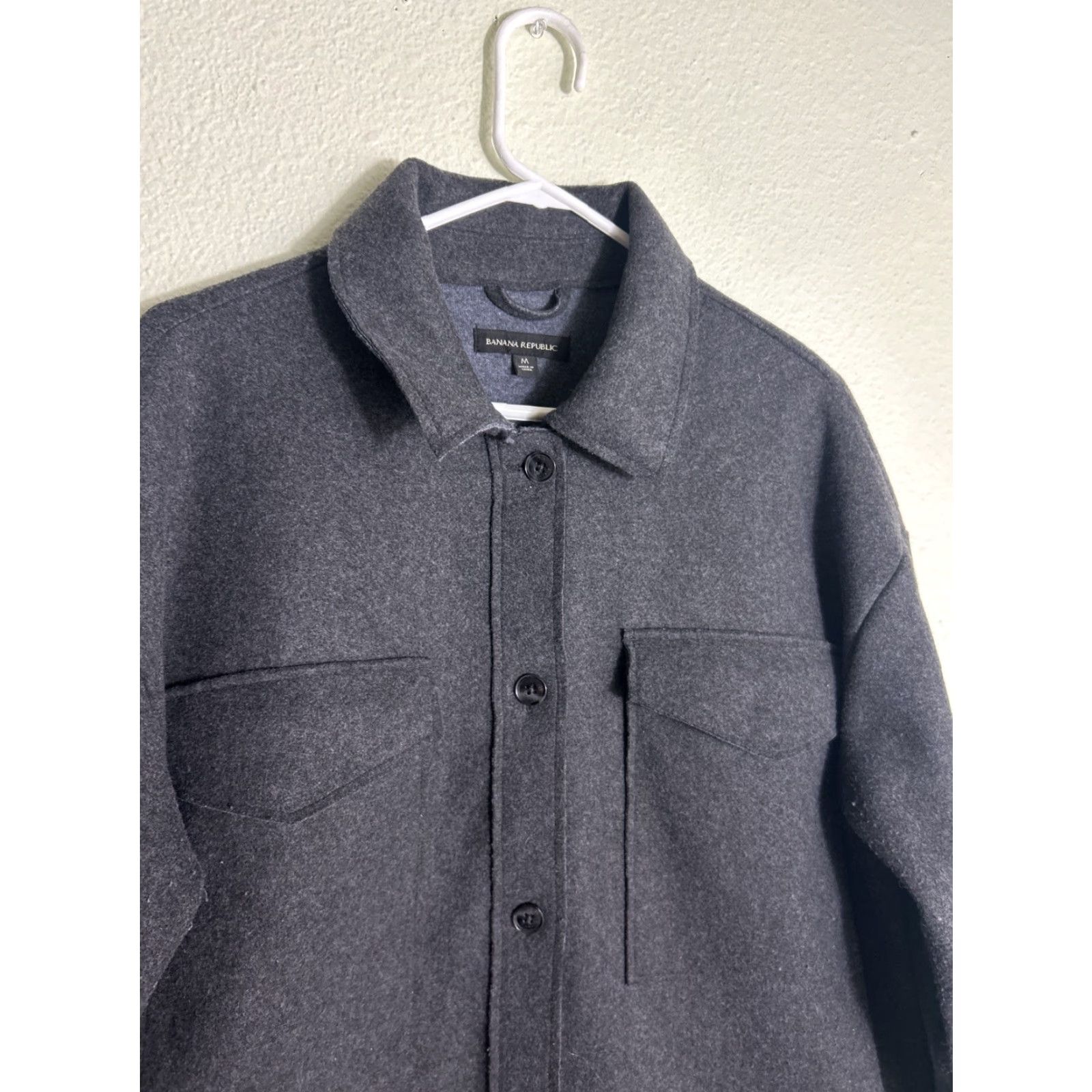 Banana Republic VINTAGE Banana Republic Womens Medium Button Up Over Coat Polyester Charcoal Size M / US 6-8 / IT 42-44 - 3 Thumbnail