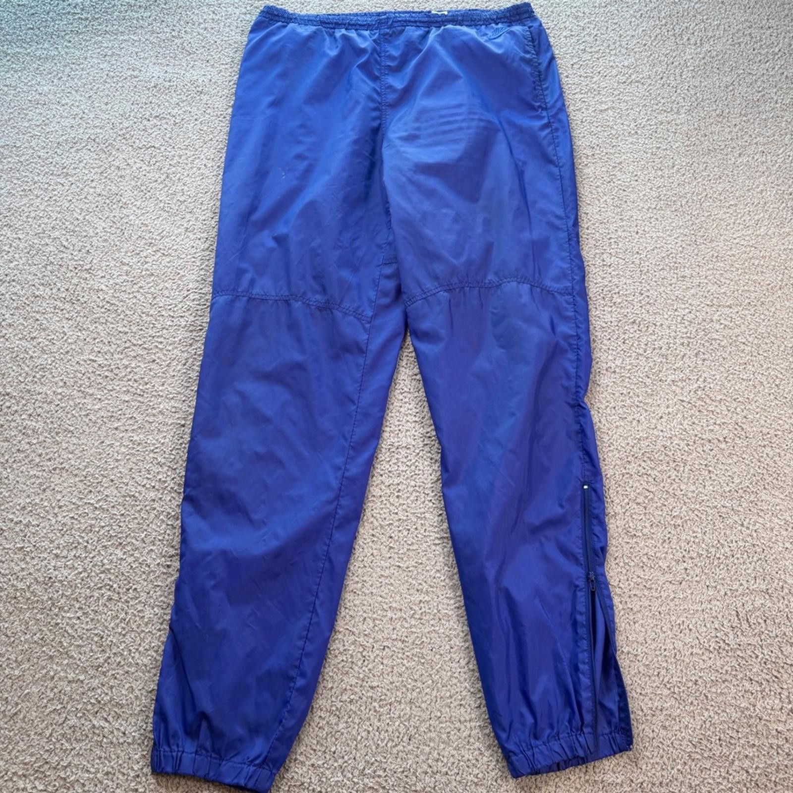 Nike Vintage 90s Nike Windbreaker Pants Nylon Track Mens L Macau Size US 34 / EU 50 - 1 Thumbnail