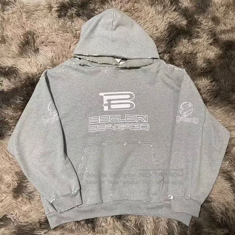 Balenciaga Balenciaga Letter logo print gray hoodie Size US L / EU 52-54 / 3 - 1 Thumbnail