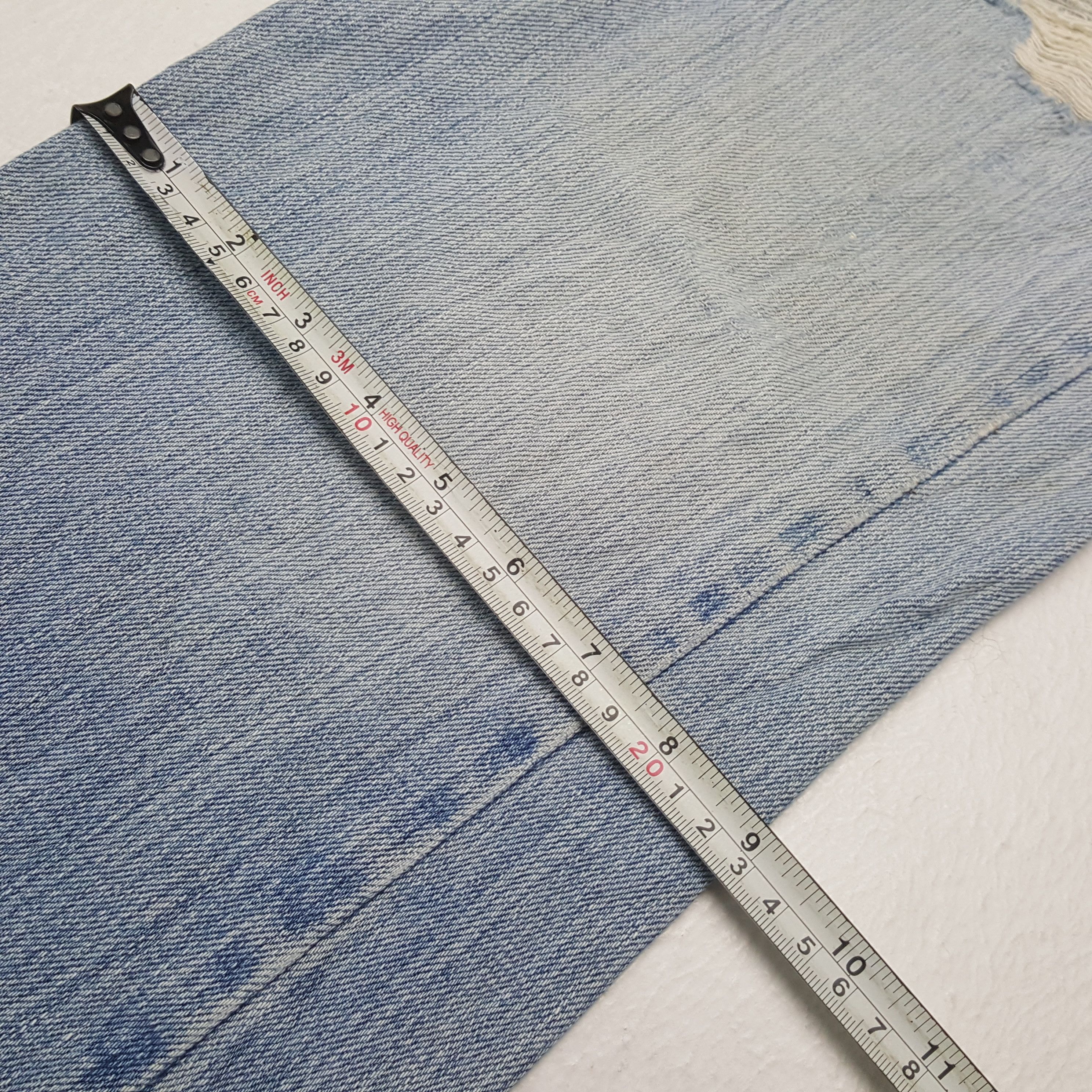 Levi's × Vintage Vintage LEVI'S Kurt Cobain Distressed Style Denim Jeans Size US 32 / EU 48 - 12 Thumbnail
