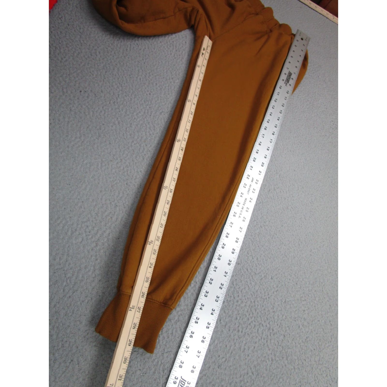 Good American Good American Jogger Pants Womens 3 Brown Camel Fleece Sweatpants Lounge Size 26" / US 2 / IT 38 - 4 Thumbnail