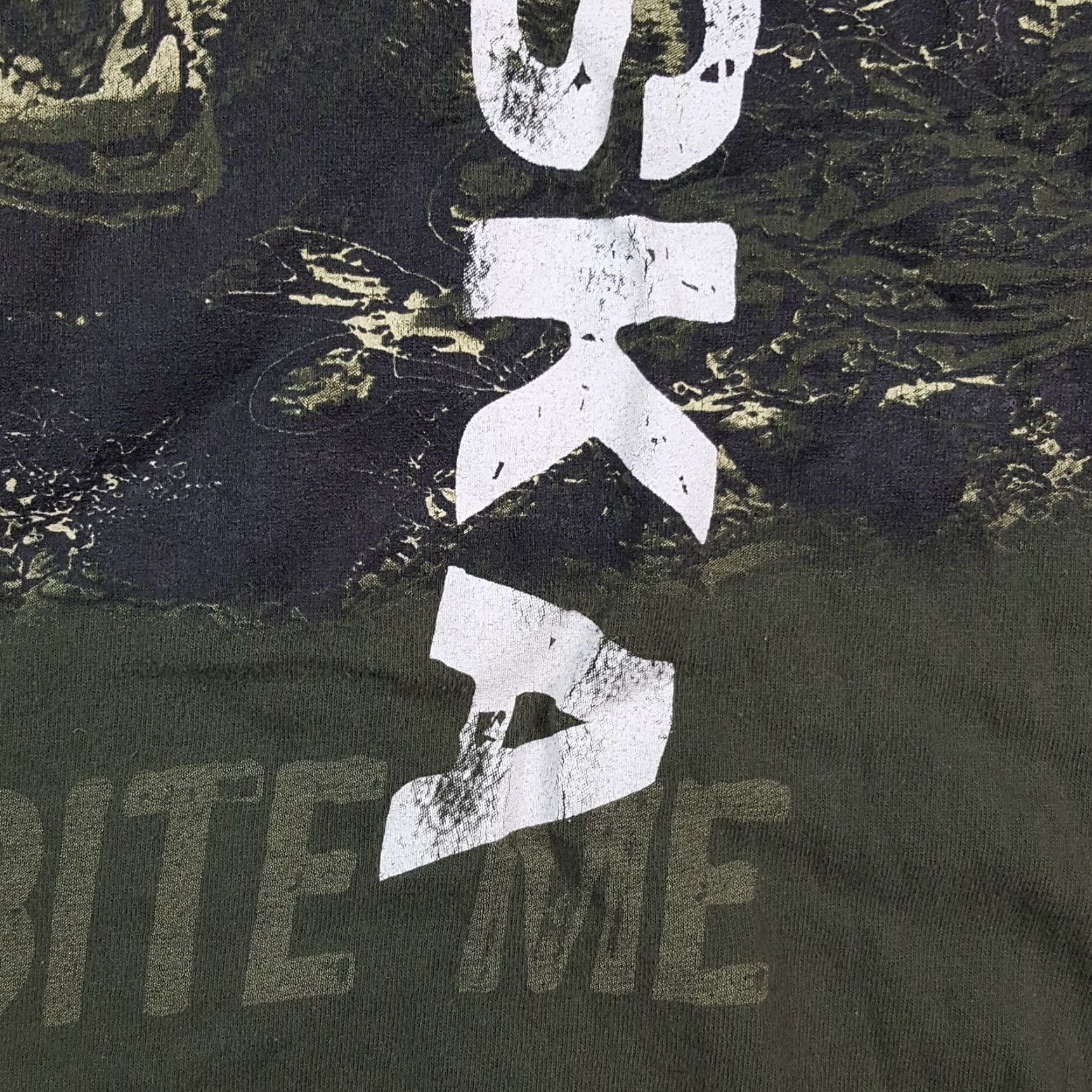 Anvil VINTAGE Anvil Alaska T-Shirt Men’s XS Short Sleeve Crew Neck Green 90s Bear Wrap Around Print Retro Nature Bear Mens XS Size US XS / EU 42 / 0 - 4 Thumbnail