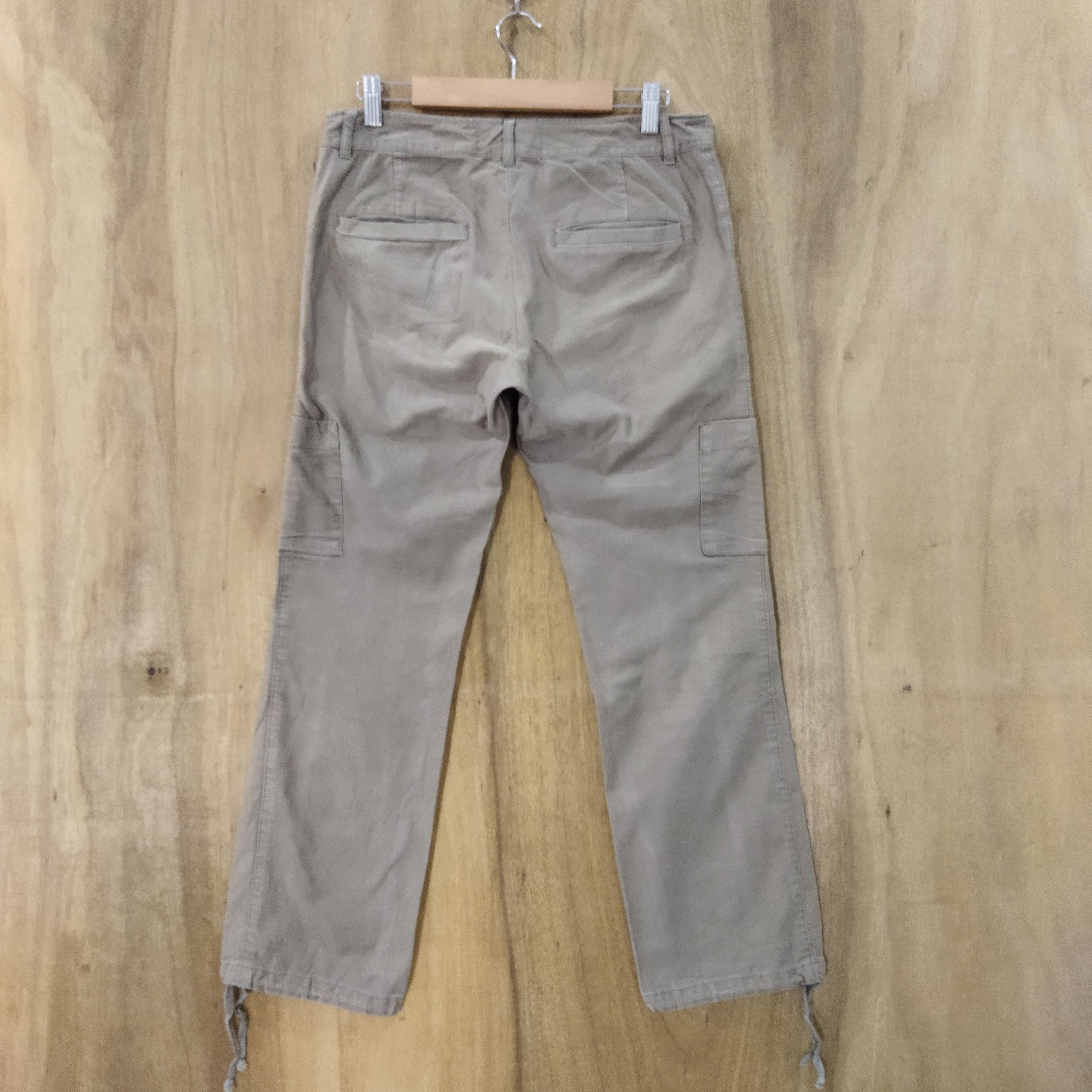Japanese Brand HUMAN WOMAN BROWN CARGO PANTS Size US 30 / EU 46 - 8 Thumbnail