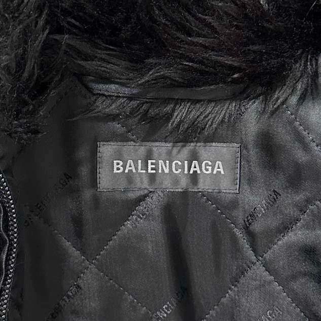 Balenciaga Balenciaga size 34 Heavy zipper fur coat Size XS / US 0-2 / IT 36-38 - 4 Thumbnail