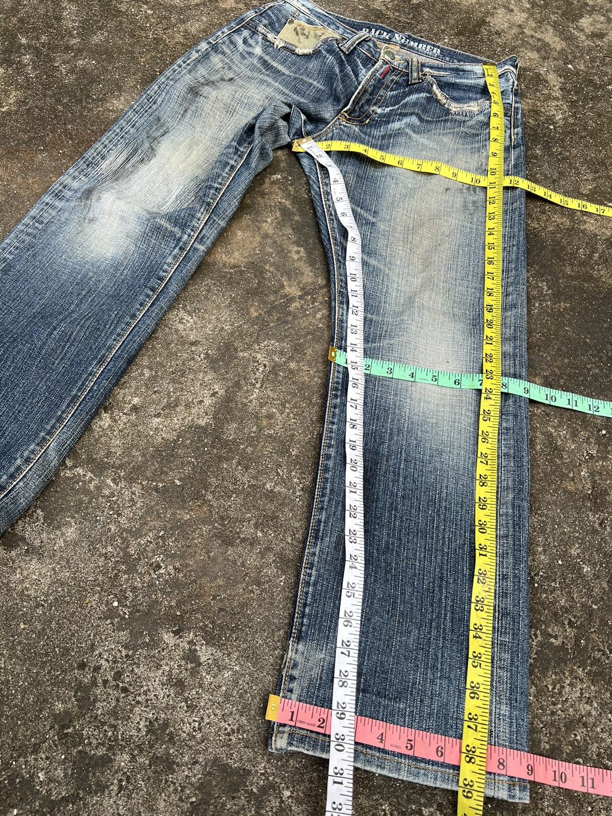 Japanese Brand × Vintage VINTAGE BACK NUMBER DISTRESSED JEANS Size US 31 - 15 Thumbnail