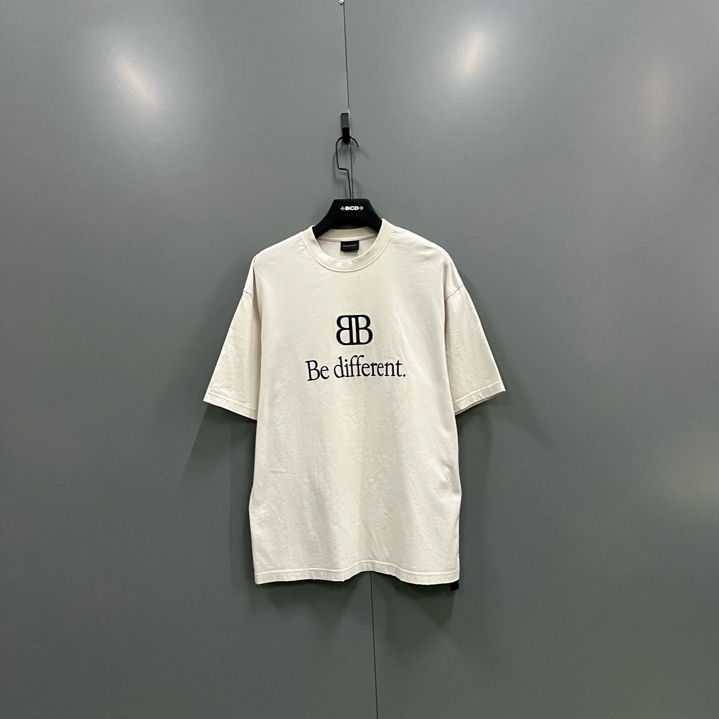 Balenciaga Balenciaga Solid Double B Short Sleeve - dmc Size US S / EU 44-46 / 1 - 1 Thumbnail