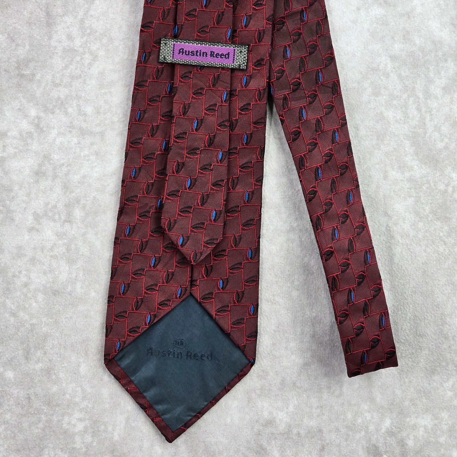 Austin Reed Austin Reed Red Blue Geometric Silk England Neck Tie NWOT Size 28 - 3 Thumbnail