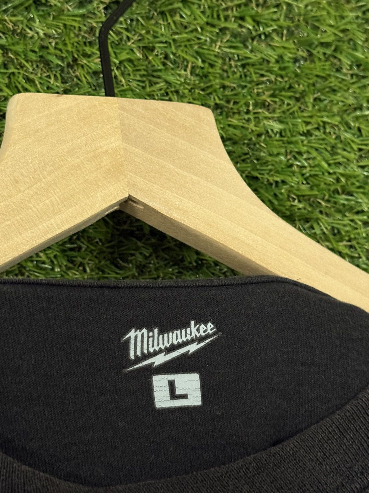 Vintage Milwaukee Tool Heavyweight Oversized Pocket Tee Large Black Size US L / EU 52-54 / 3 - 5 Thumbnail