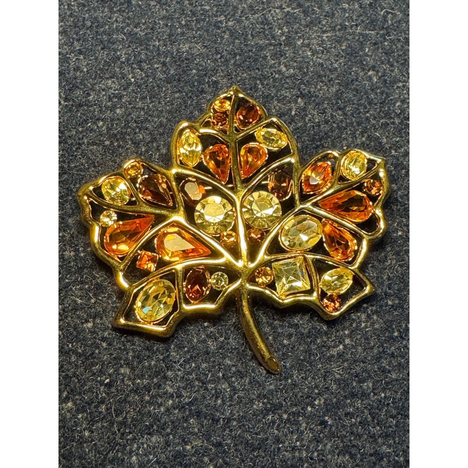 Other Nolan Miller Maple Leaf Rhinestone Statement Brooch Size ONE SIZE - 2 Thumbnail