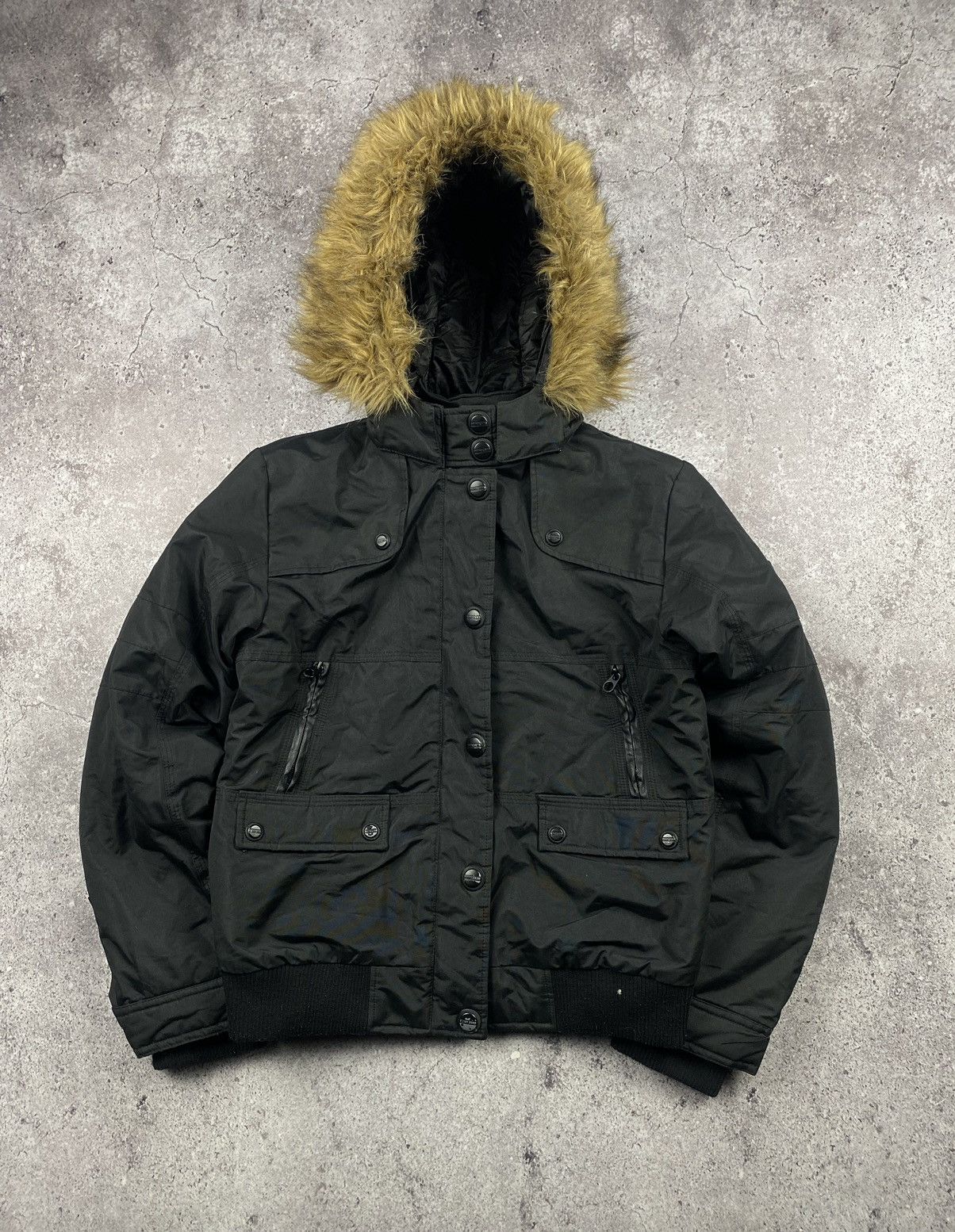 If Six Was Nine × Japanese Brand × Le Grande Bleu (L.G.B.) AVANT GARDE 2000S FAUX FUR Y2K TARTAN BOMBER JACKET Size L / US 10 / IT 46 - 1 Thumbnail