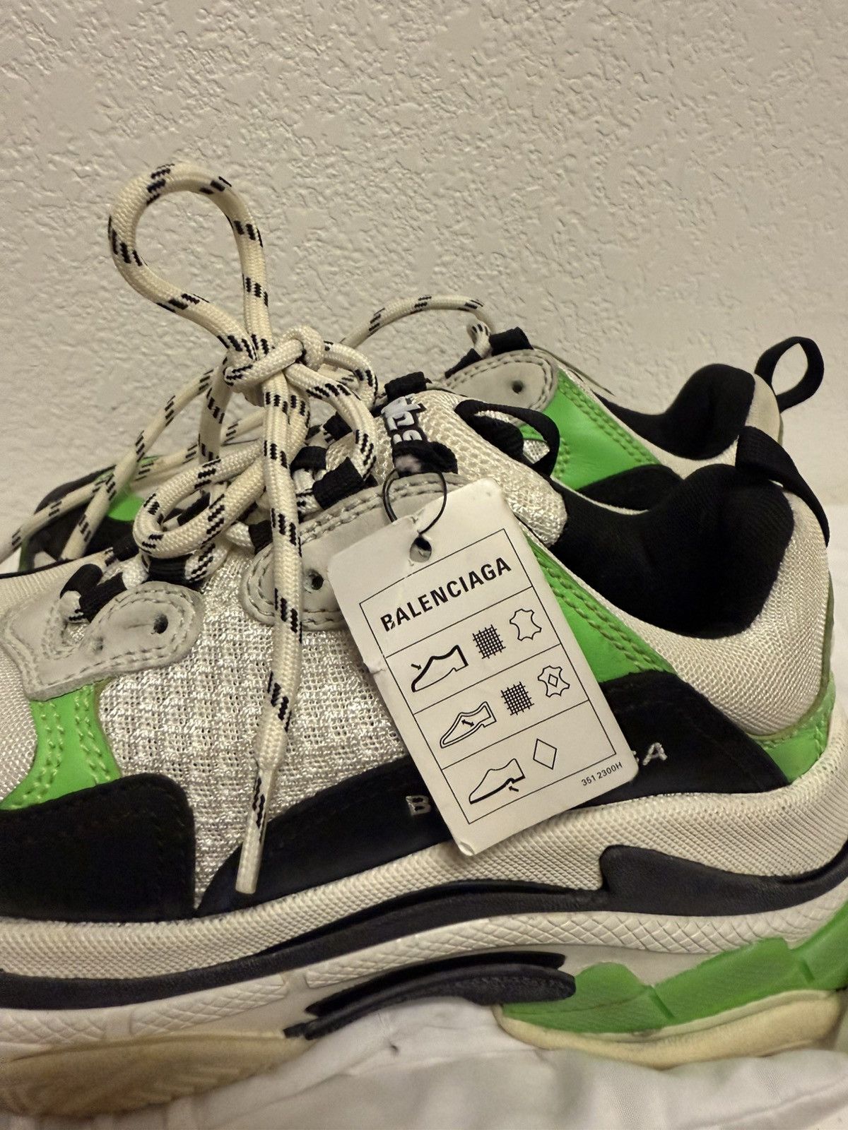 Balenciaga Balenciaga Triple S Chunky Sole Sneaker - Green/White/Black Size US 8 / IT 38 - 7 Thumbnail