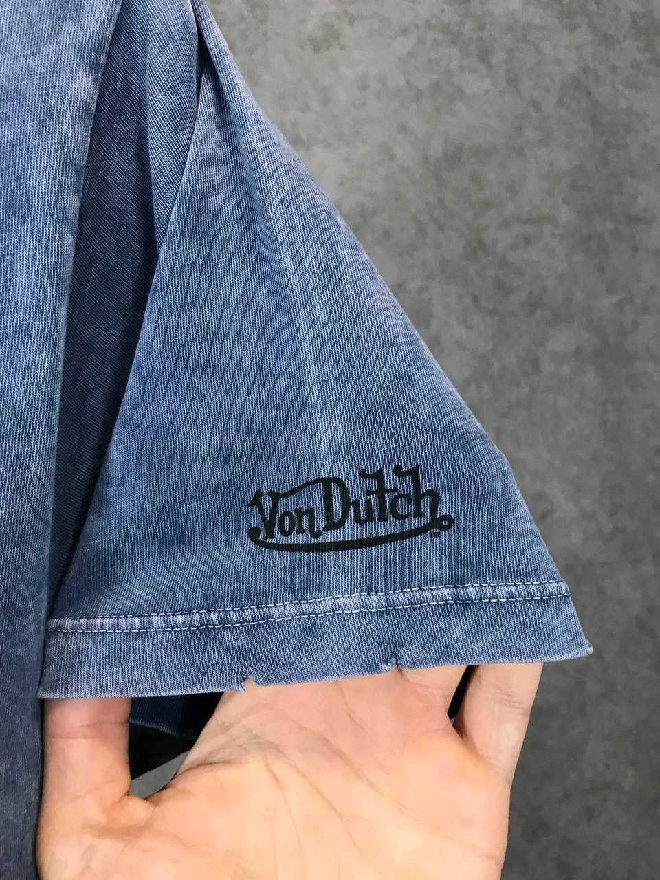 Designer Von Dutch designer skull made in USA distressed tee Size US M / EU 48-50 / 2 - 5 Thumbnail