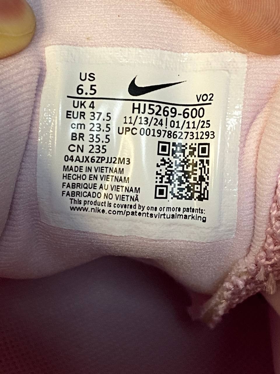 Nike Nike V2K Run Pink Foam/Arctic Pink Size US 6.5 / IT 36.5 - 4 Thumbnail