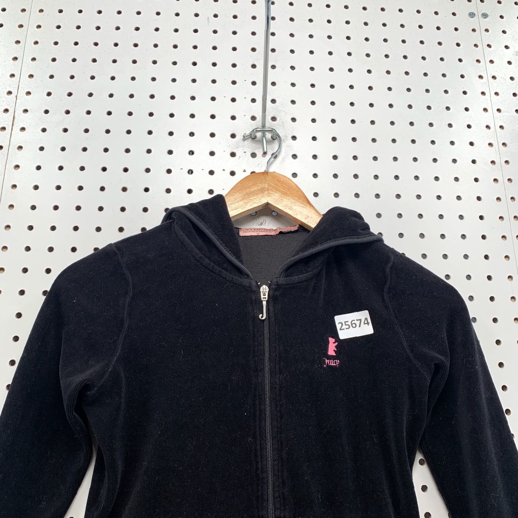Juicy Couture VINTAGE Juicy Couture Velour Hoodie Full Zip Sweatshirt Black Womens Size 10 Activewear Size L / US 10 / IT 46 - 5 Thumbnail