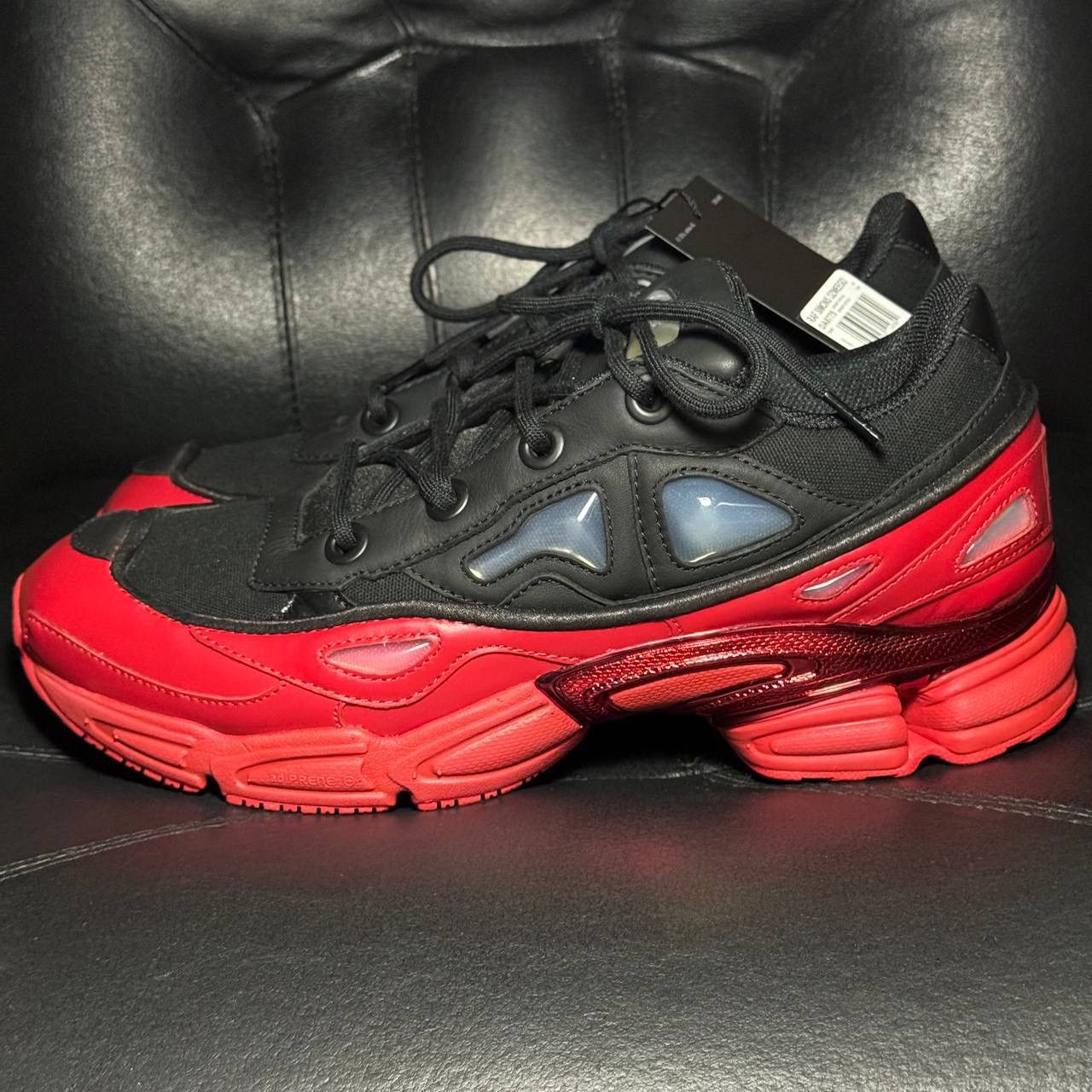 Adidas × Raf Simons 10,5us sneakers Adidas Raf Simons Ozweego Scarlet 2017 Size US 10 / EU 43 - 3 Thumbnail