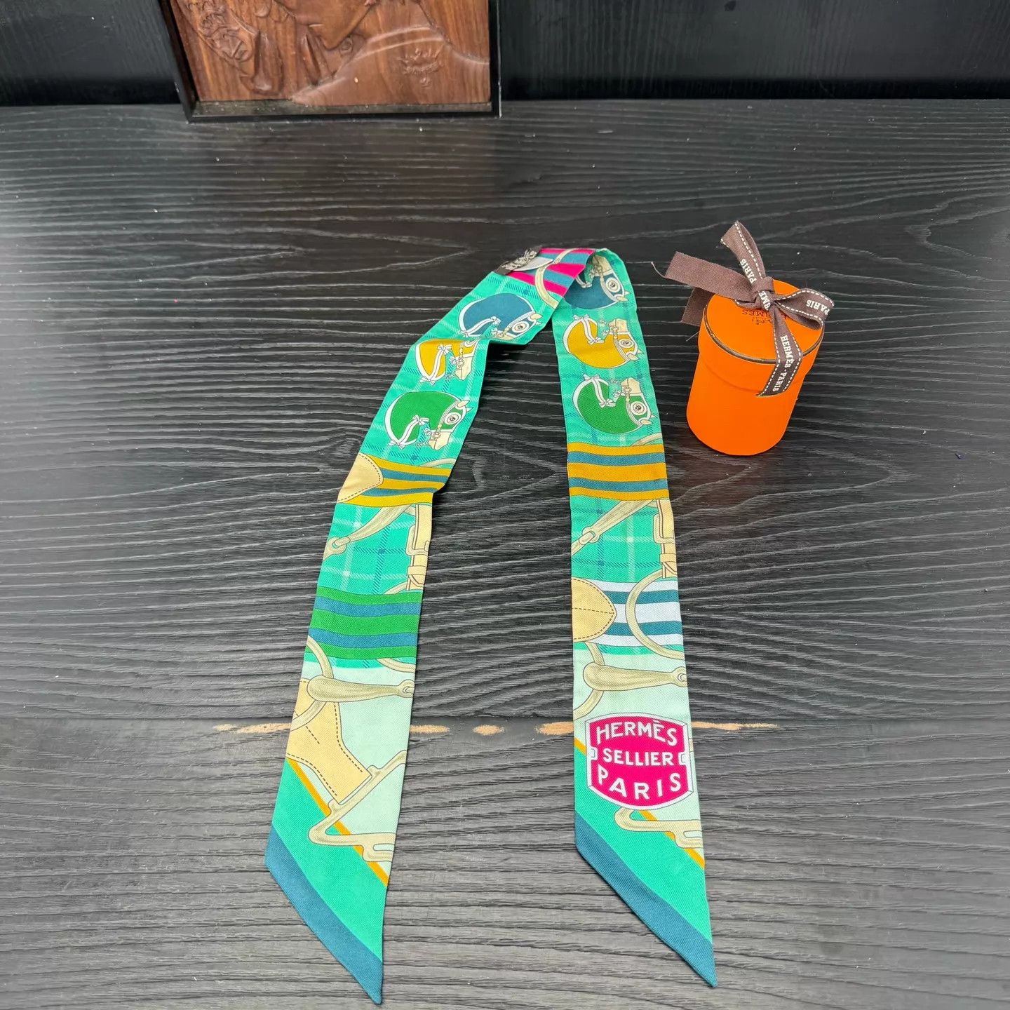 Hermes Hermès Small Silk Scarf Like New Original Box Size ONE SIZE - 2 Thumbnail