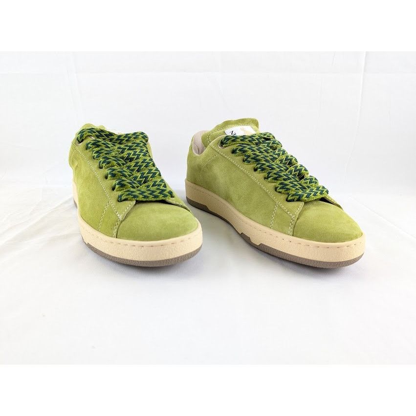 o1rshd1 Lite Curb Low Top Sneakers in Asinth Green