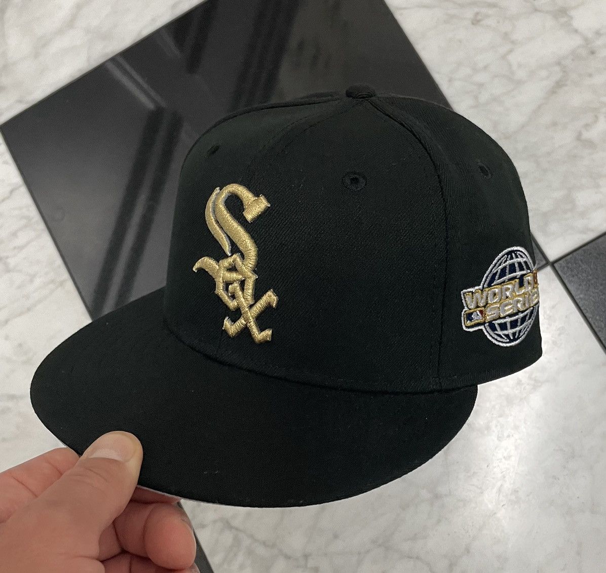 New Era 🔥 Exclusive Sox hat customized size 7 Size ONE SIZE - 1 Thumbnail