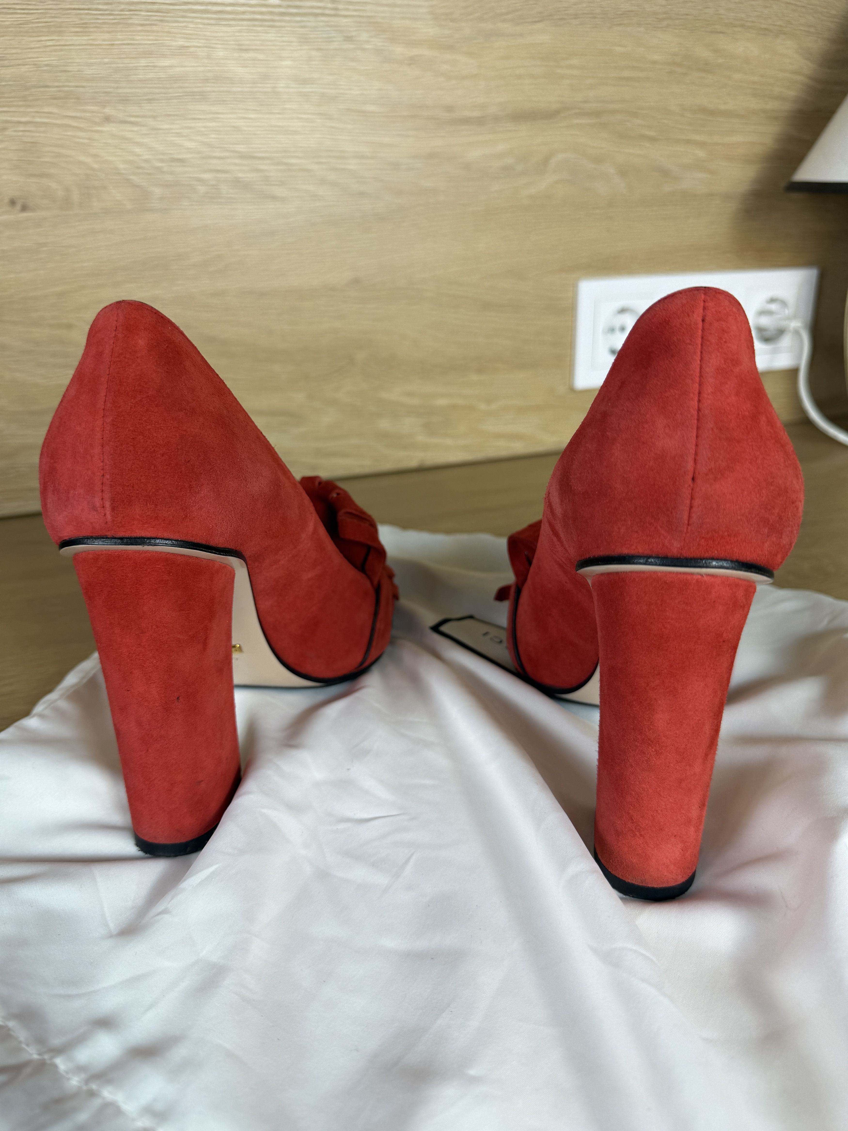 Gucci GUCCI marmont suede higt heel heels pumps red size Size US 7 / IT 37 - 5 Thumbnail