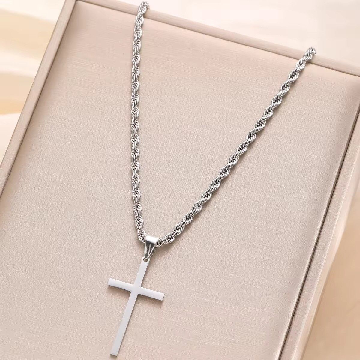 Jewelry Gold Cross Pendant Chain Necklace Size ONE SIZE - 1 Thumbnail