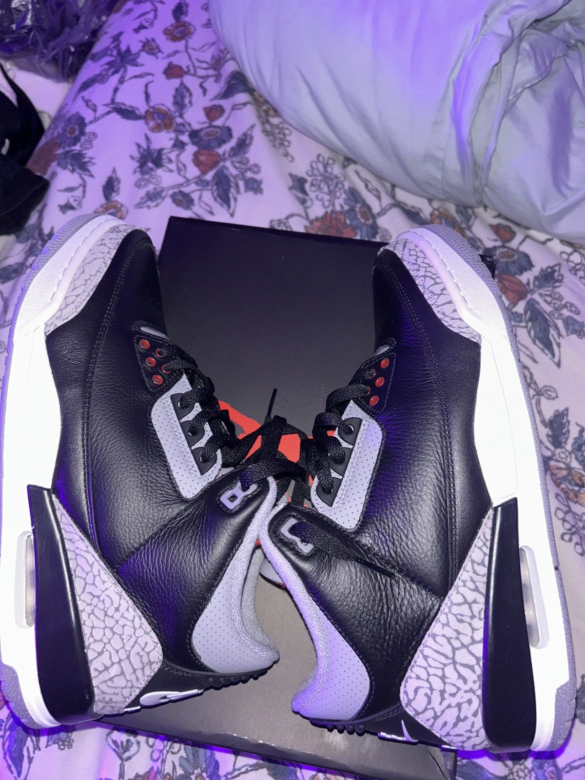 Jordan Brand Jordan 3 Black Cement 3s Size 10 Size US 10 / EU 43 - 9 Thumbnail