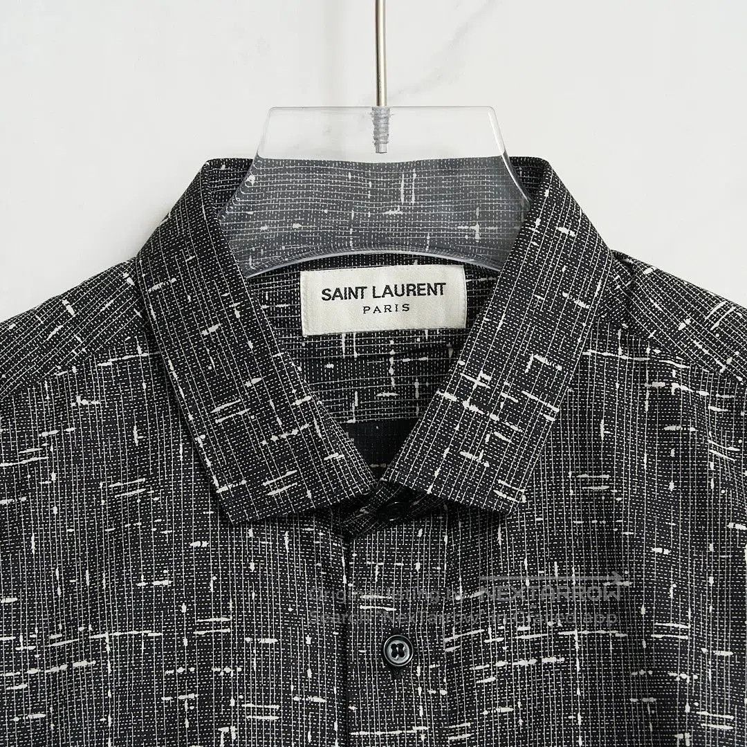 Saint Laurent Paris Saint Laurent Men's Contrast Stripe Shirt. Size US M / EU 48-50 / 2 - 2 Thumbnail