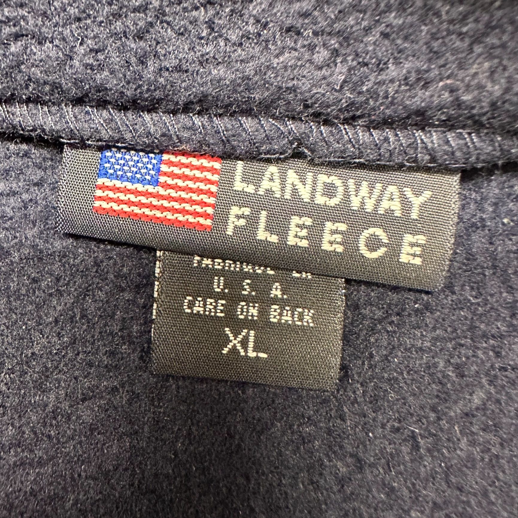 Vintage VINTAGE Landway Fleece Sweatshirt Mens XL Blue Navy 1/4 Zip Pullover Polyester USA Made Sweatshirt Regular Men Blue Navy XL 1/4 Zip Fleece Landway Size US XL / EU 56 / 4 - 4 Thumbnail