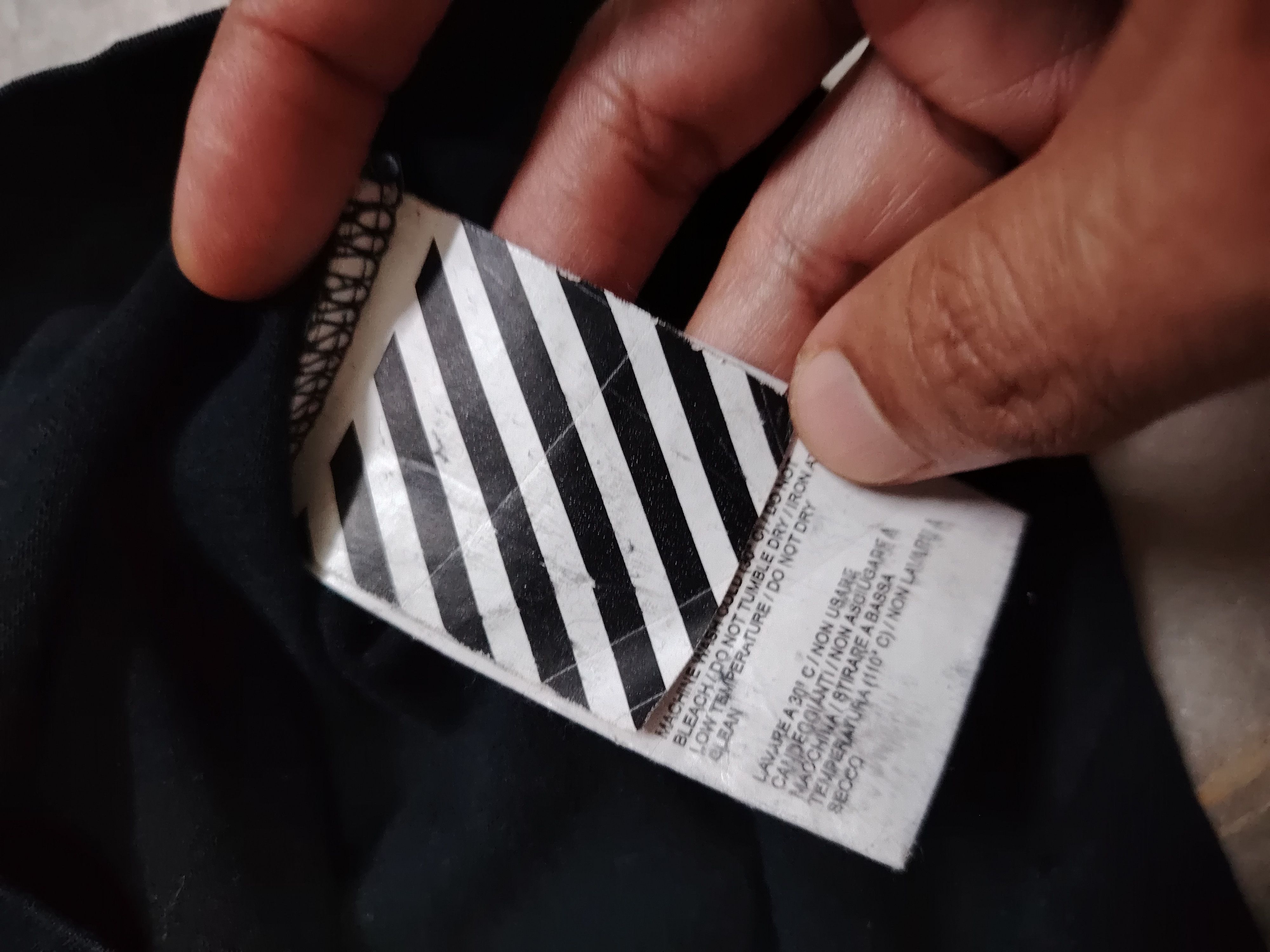 Off-White Off white Vempire Kiss t shirt Size US L / EU 52-54 / 3 - 5 Thumbnail