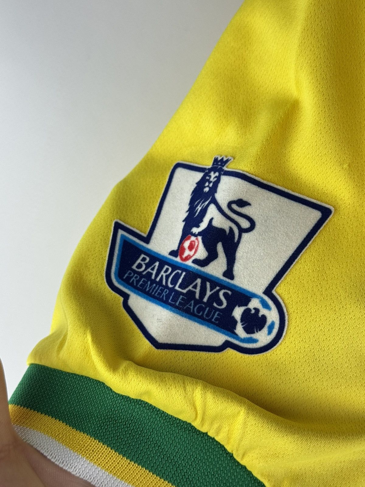 Errea Norwich City Home Football Soccer Jersey Shirt Errea 2011/12 Size US S / EU 44-46 / 1 - 5 Thumbnail