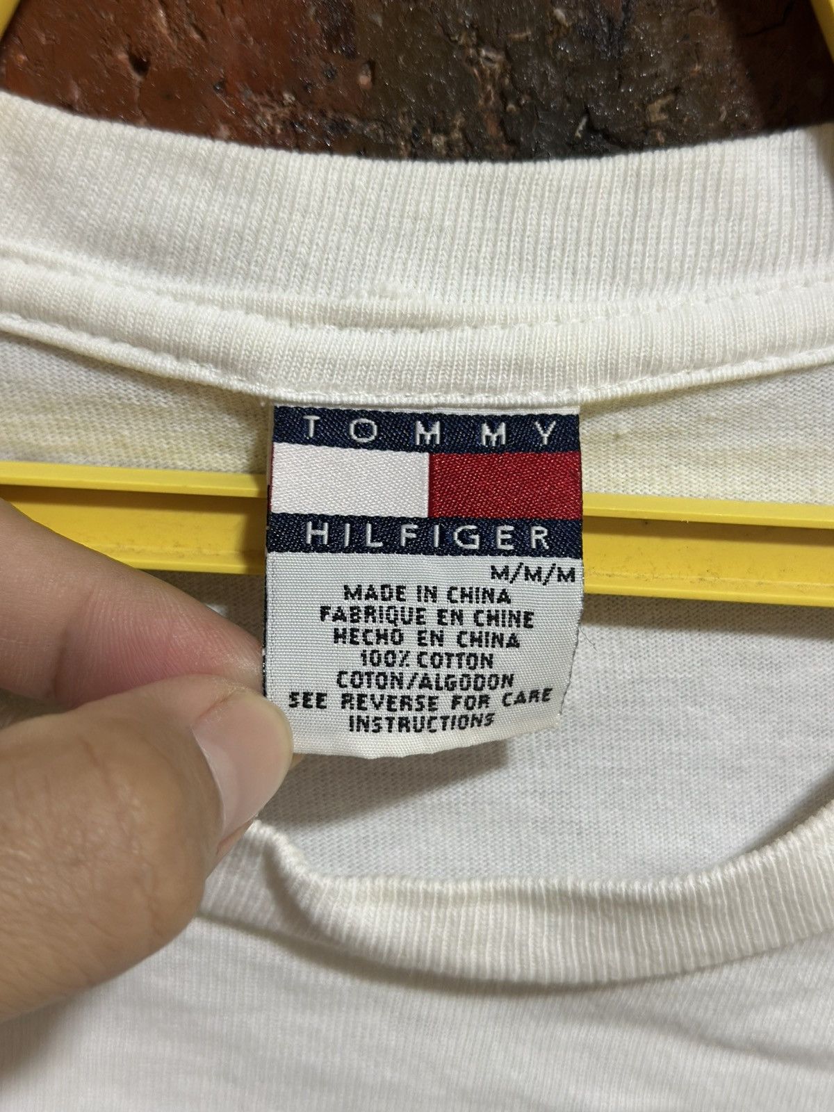 Tommy Hilfiger × Vintage Vintage Tommy Hilfiger Sailing Gear Faded Tee Size US M / EU 48-50 / 2 - 6 Thumbnail